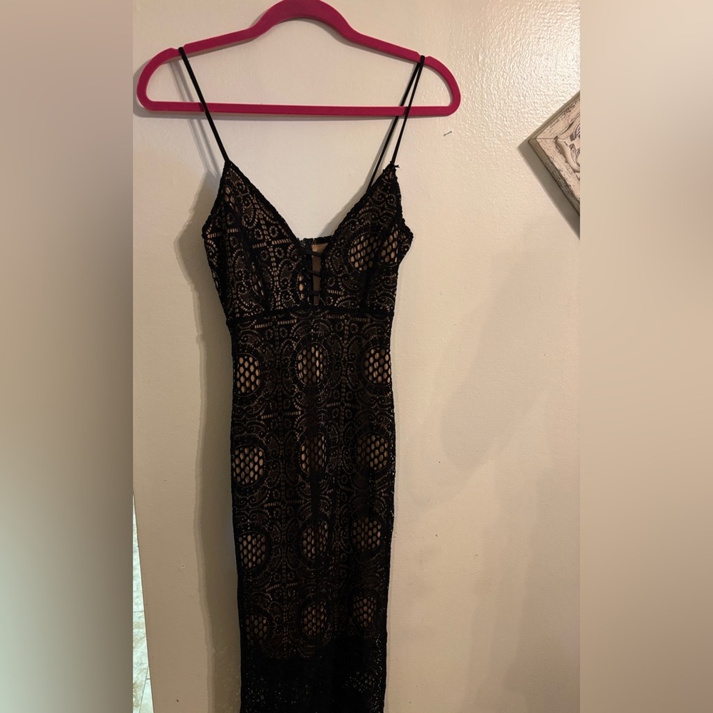 Elegant Black Lace Dress